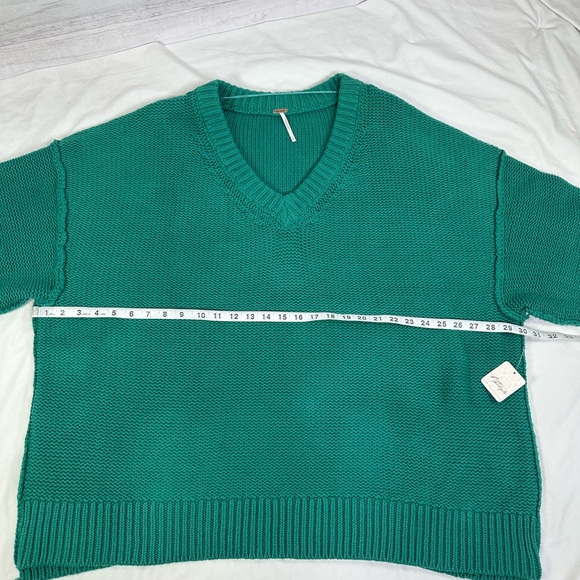 NWT Free People Alli V-neck Mountain View Size M - Picture 10 of 10